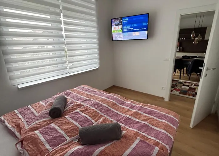 Διαμέρισμα Casa Box Free Garage *