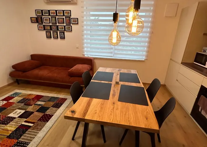 Casa Box Free Garage *