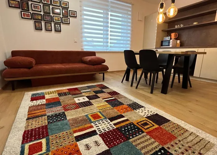 Διαμέρισμα Casa Box Free Garage *