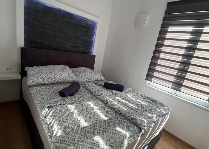 Casa Box Free Garage Διαμέρισμα *